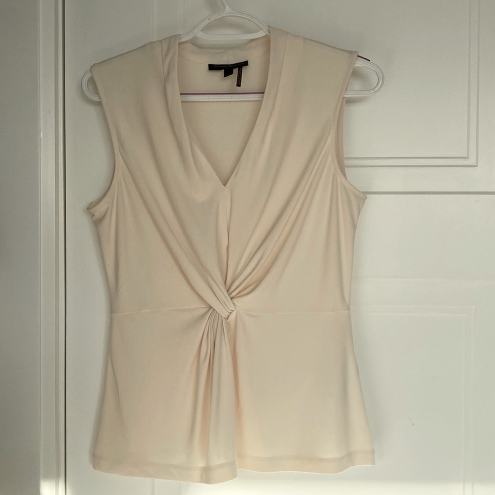DKNY top
